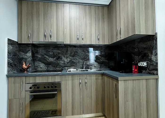 Sunny Holidays Apartament Golem (Tirana)