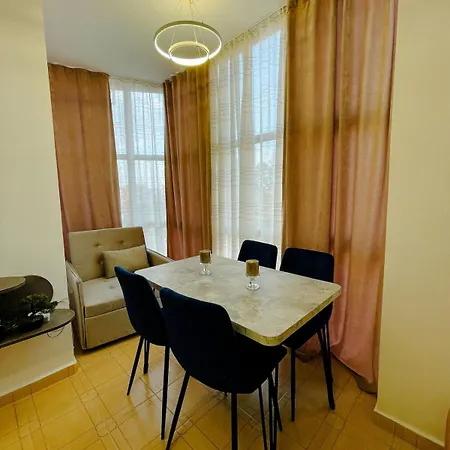 Sunny Holidays * Golem